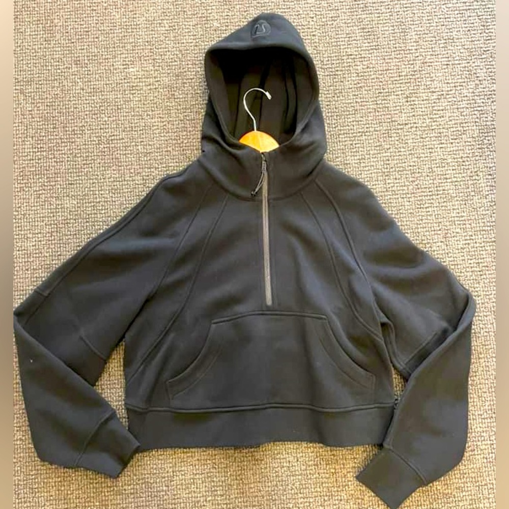 Lululemon Scuba Oversize 1/2 Zip - Size M/L